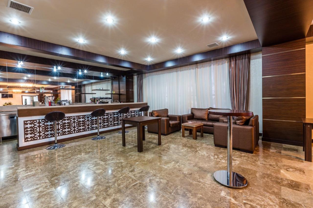 Mont Inn Hotel Baku Exterior foto