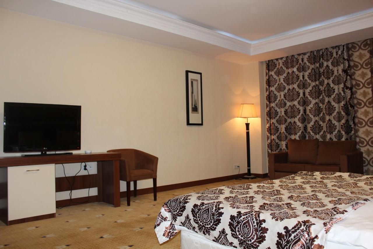 Mont Inn Hotel Baku Exterior foto
